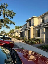 310 NE 12th St in Florida City, FL - Building Photo - Building Photo