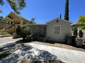 2522 Q St in Sacramento, CA - Building Photo - Building Photo