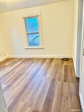 8 Summit St in Derby, CT - Building Photo - Building Photo