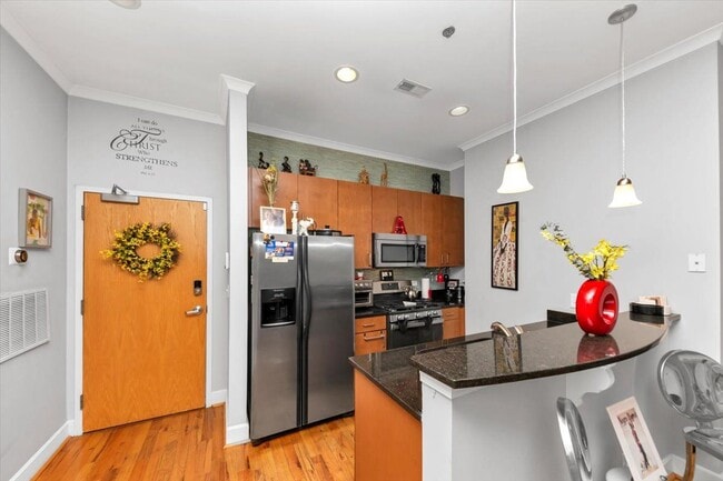 384 Ralph McGill Blvd NE in Atlanta, GA - Building Photo - Building Photo