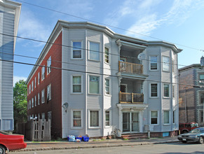 119 Sherman St in Portland, ME - Foto de edificio - Building Photo