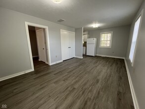 1940 Shelby St in Indianapolis, IN - Building Photo - Building Photo