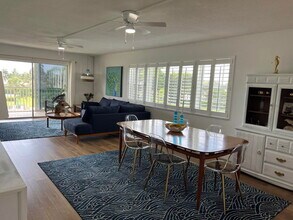 100 Waterway Rd in Jupiter, FL - Building Photo - Building Photo