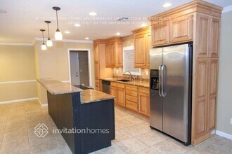 2018 W Jorome Dr in Tampa, FL - Building Photo - Building Photo