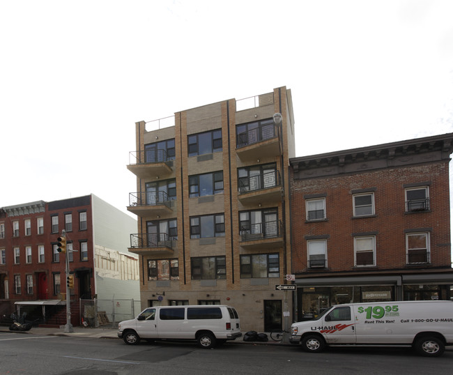 452 Lafayette Ave in Brooklyn, NY - Building Photo - Building Photo