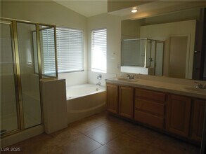 9891 Sierra Canyon Way in Las Vegas, NV - Building Photo - Building Photo