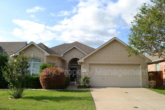 5404 Briarwood Dr
