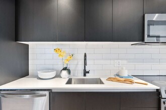 398 NE 5th St in Miami, FL - Building Photo - Building Photo