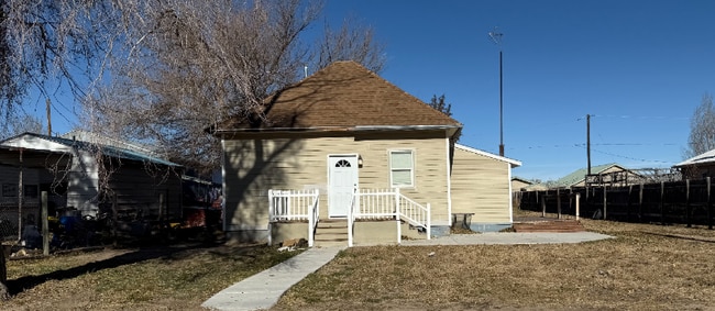 509 Park Ave in Merino, CO - Building Photo - Building Photo
