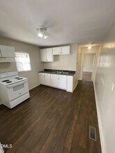 1007 Tipton St in Raleigh, NC - Foto de edificio - Building Photo