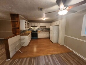 3856 Cindy Dr in Douglasville, GA - Building Photo - Building Photo