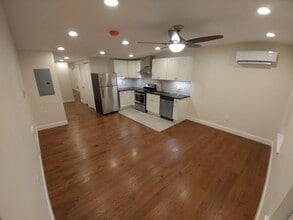 520 N 15th St, Unit #3 in Philadelphia, PA - Foto de edificio - Building Photo