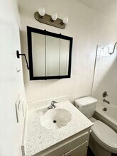 1042 15th St in San Diego, CA - Foto de edificio - Building Photo