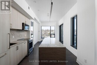 280 Howland Ave in Toronto, ON - Building Photo - Building Photo