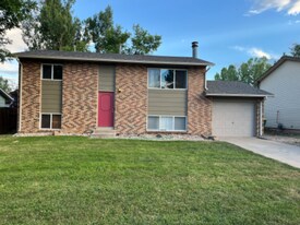 2537 W Laurel St in Fort Collins, CO - Building Photo