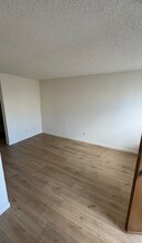 8623 Cedros Ave in Los Angeles, CA - Building Photo - Building Photo