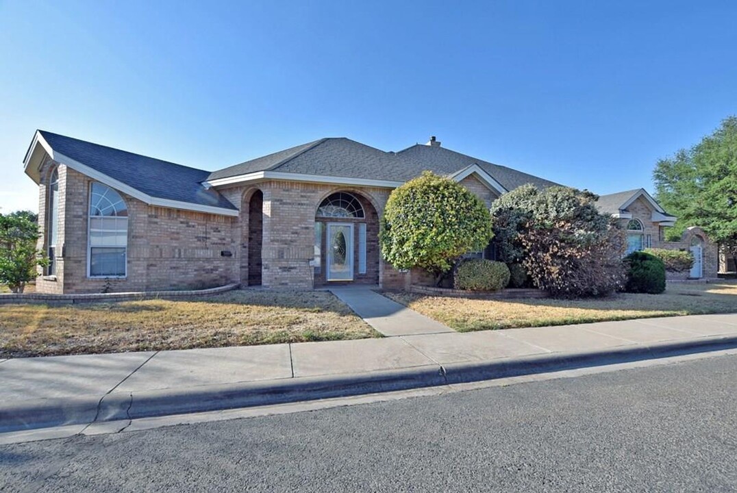 26 Dolores Ct in Odessa, TX - Building Photo