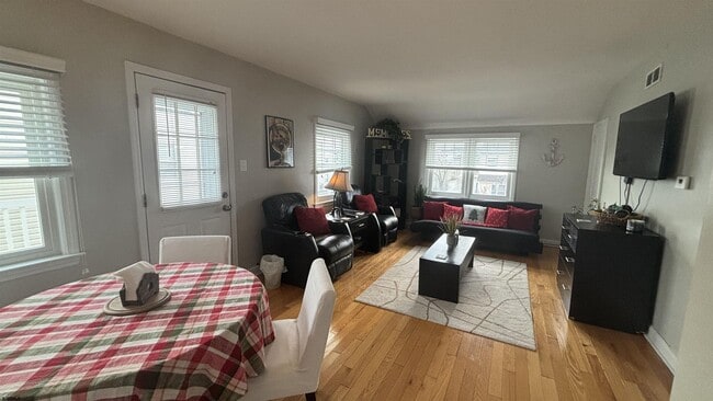 105 N Harding Ave in Margate City, NJ - Building Photo - Building Photo