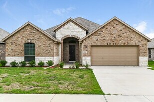 811 Fran St in Seagoville, TX - Building Photo