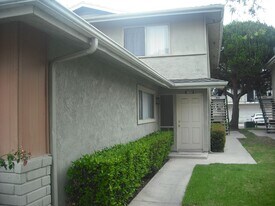 2622 YARDARM Ave in Port Hueneme, CA - Building Photo