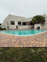 2617 N 40th Ave in Hollywood, FL - Foto de edificio - Building Photo