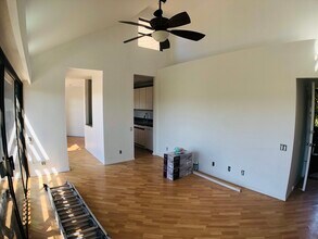 50 Waiohuli St, Unit F in Kihei, HI - Building Photo - Building Photo