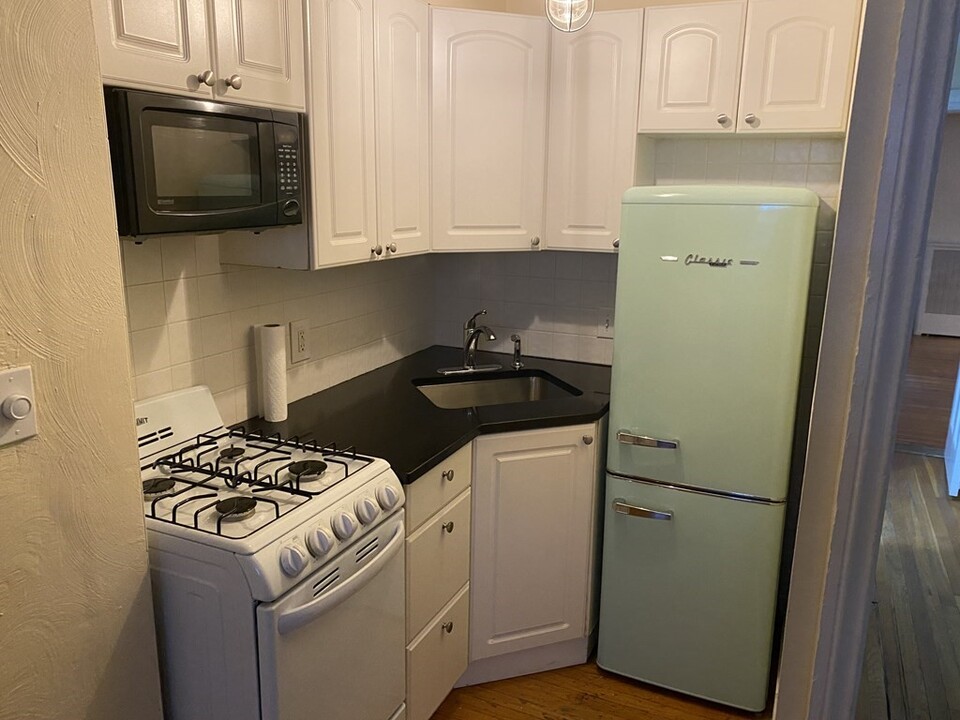 46 Pinckney St in Boston, MA - Building Photo
