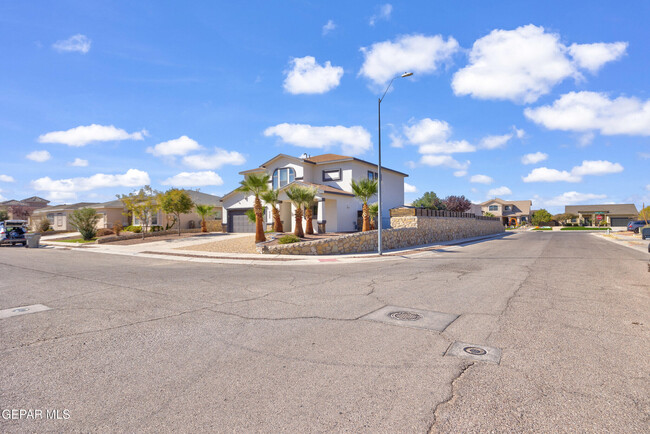 3157 Moon Point Pl in El Paso, TX - Foto de edificio - Building Photo