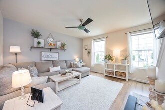 1133 Coulbourn Cor in Glen Burnie, MD - Building Photo - Building Photo