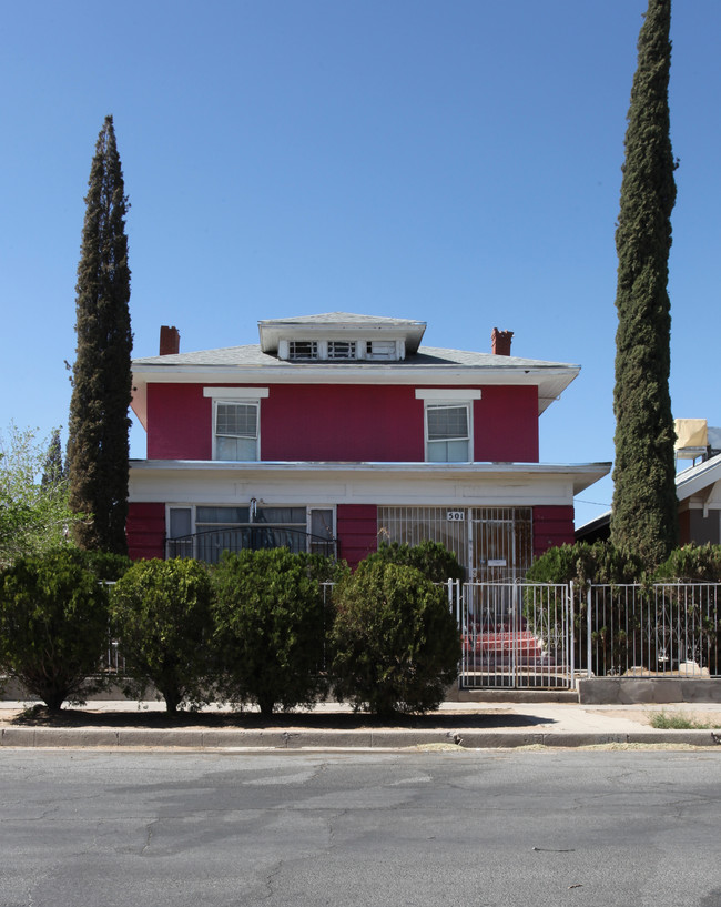 501 E Cliff Dr in El Paso, TX - Foto de edificio - Building Photo