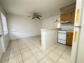 101 NE 41st St in Oakland Park, FL - Building Photo - Building Photo
