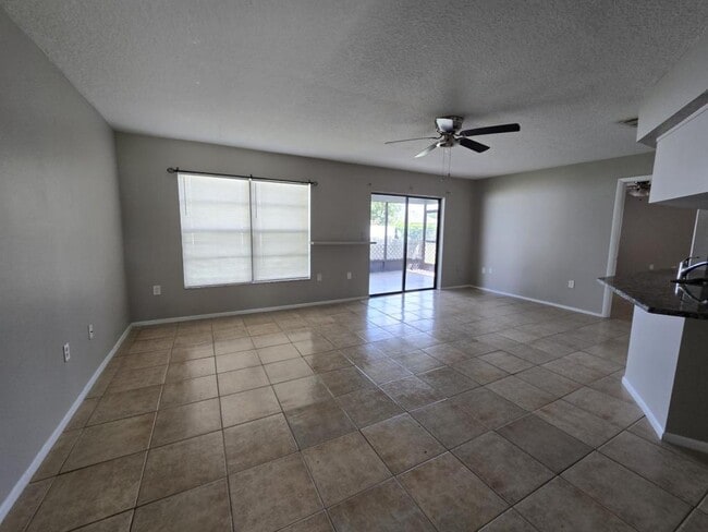 12367 Linden Dr in Spring Hill, FL - Building Photo - Building Photo