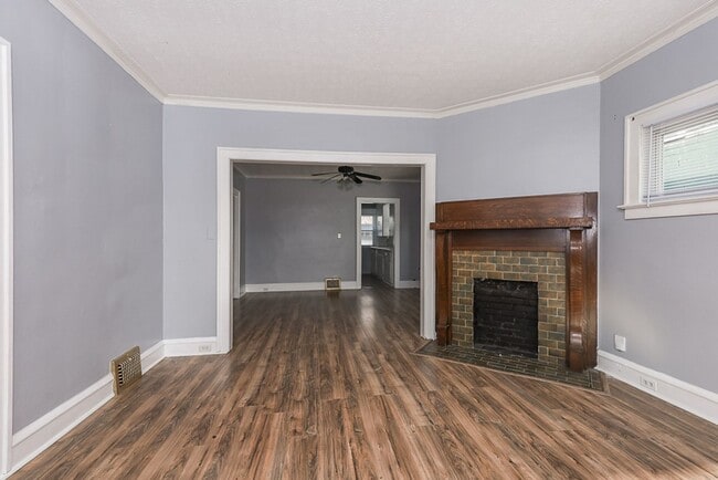 property at 1466 Hopkins Ave