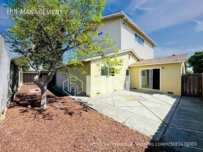 5625 Tilden Pl in Fremont, CA - Building Photo - Building Photo
