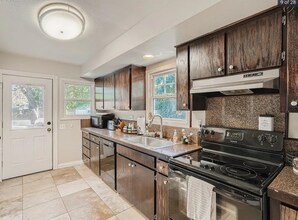 8504 N Foss Ave in Portland, OR - Building Photo - Building Photo