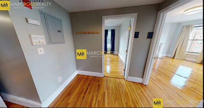 property at 21 Highgate St