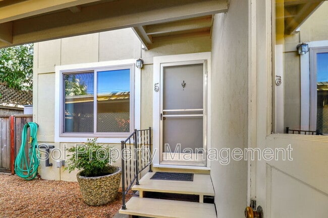 property at 5 Treanor St