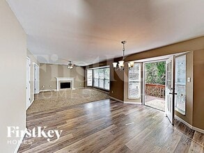 13054 Mystic Bend Ln in Florissant, MO - Building Photo - Building Photo