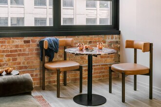 555 W Jackson Blvd in Chicago, IL - Building Photo - Building Photo