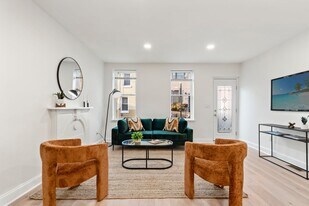 1638 Latona St in Philadelphia, PA - Building Photo