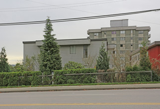 McCallum House in New Westminster, BC - Building Photo - Building Photo