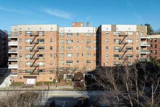 45 Hartsdale Ave in Hartsdale, NY - Building Photo - Primary Photo