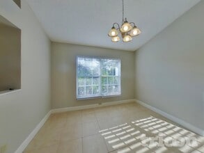 19203 Sunlake Blvd in Lutz, FL - Building Photo - Building Photo