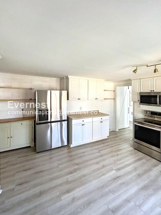 8282 Wonderland Ln in Mechanicsville, VA - Building Photo - Building Photo