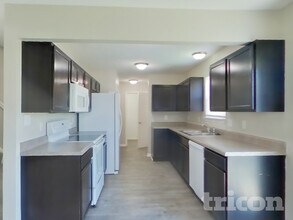 2887 Beethoven Ave in Indianapolis, IN - Building Photo - Building Photo