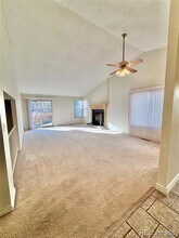 7374 S Sheephorn Mountain in Littleton, CO - Foto de edificio - Building Photo