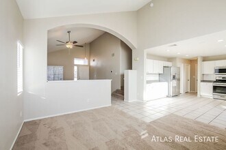 4367 Sunrise Shores Ave in North Las Vegas, NV - Building Photo - Building Photo