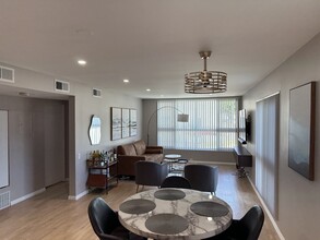 500 Evergreen St in Inglewood, CA - Building Photo - Building Photo