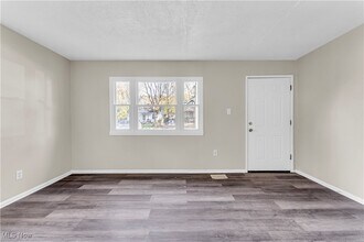 4428 E 142nd St in Cleveland, OH - Building Photo - Building Photo