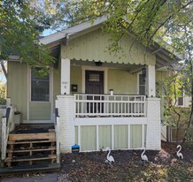 6827 Windward St in Cincinnati, OH - Building Photo